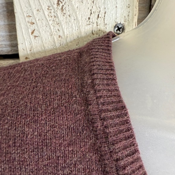 Banana Republic V-neck Sweater Women XL 3/4 Ruche Sleeve Sides Burgundy Y2K Vibe - Picture 8 of 13